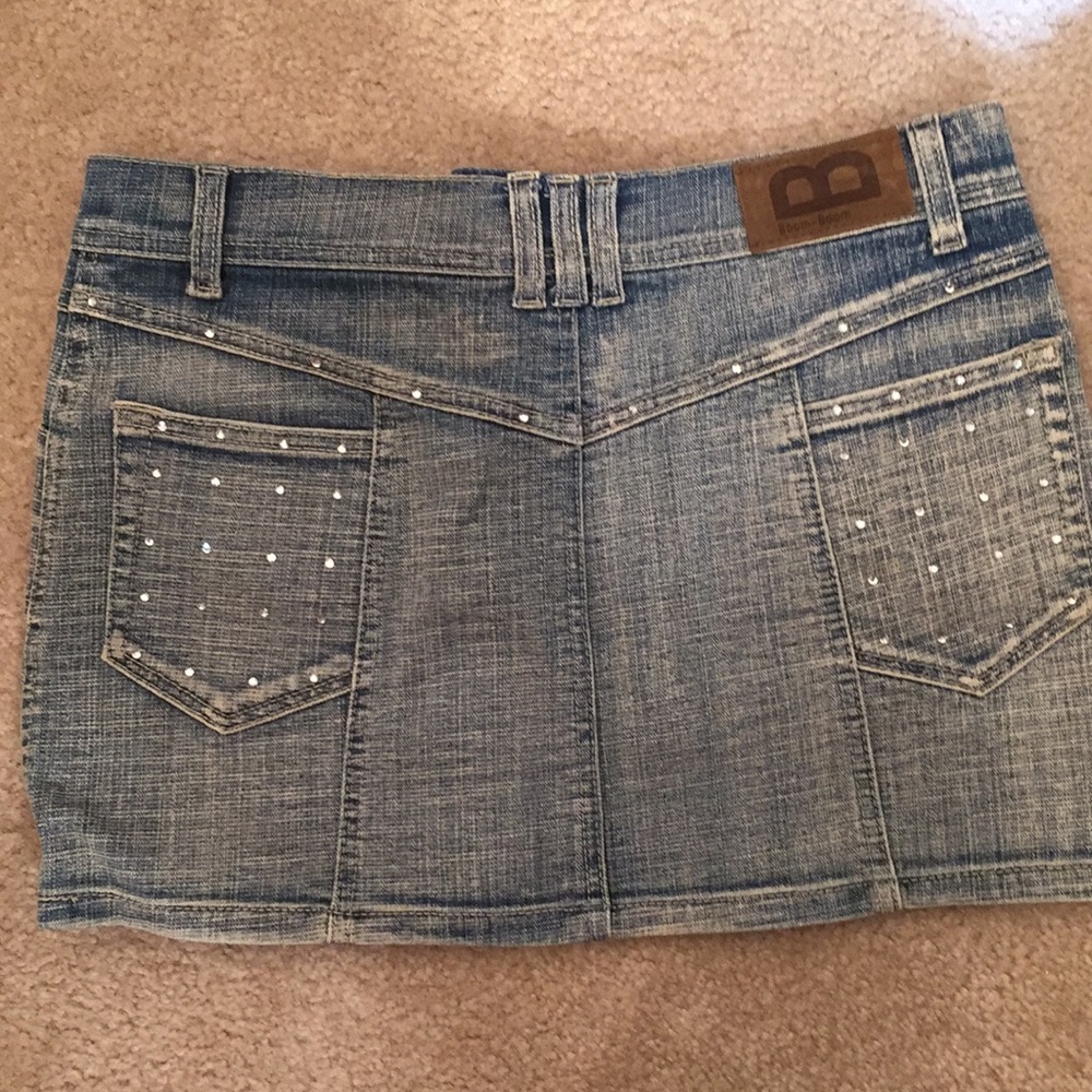 Glitz And Trouble!!!! - image 2